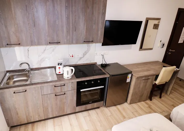 Napoli Suites Studios Aparthotel